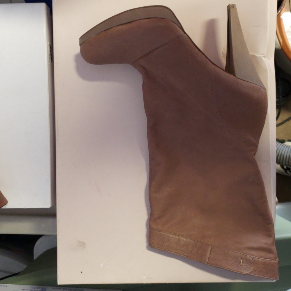 Women's boots